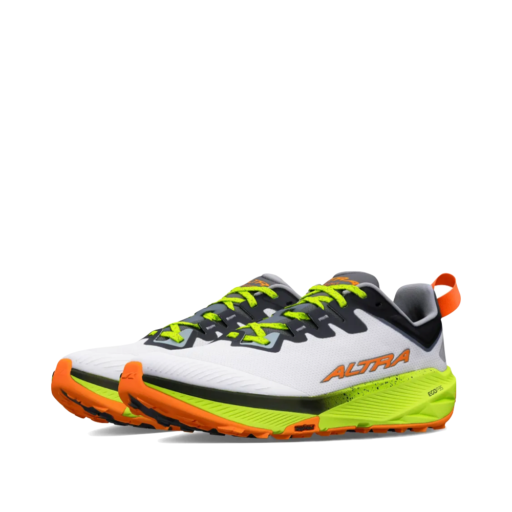 Mudguard and Toe view of Altra Experience Wild 3 Sneaker for men.