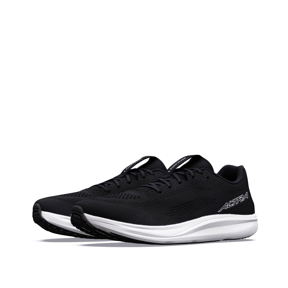 Mudguard and Toe view of Altra Escalante 5 Sneaker for women.