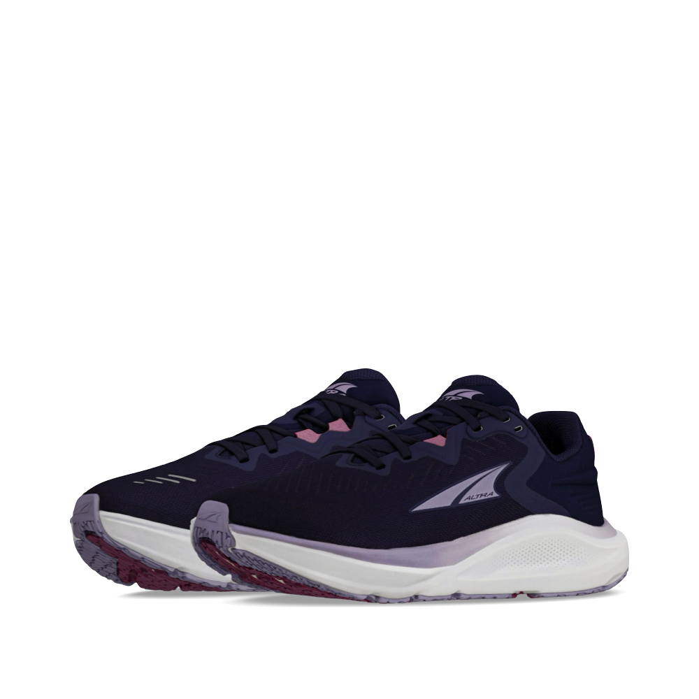 Mudguard and Toe view of Altra Paradigm 8 Sneaker for women.