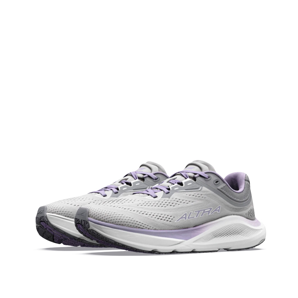 Mudguard and Toe view of Altra Torin ST Sneaker for women.