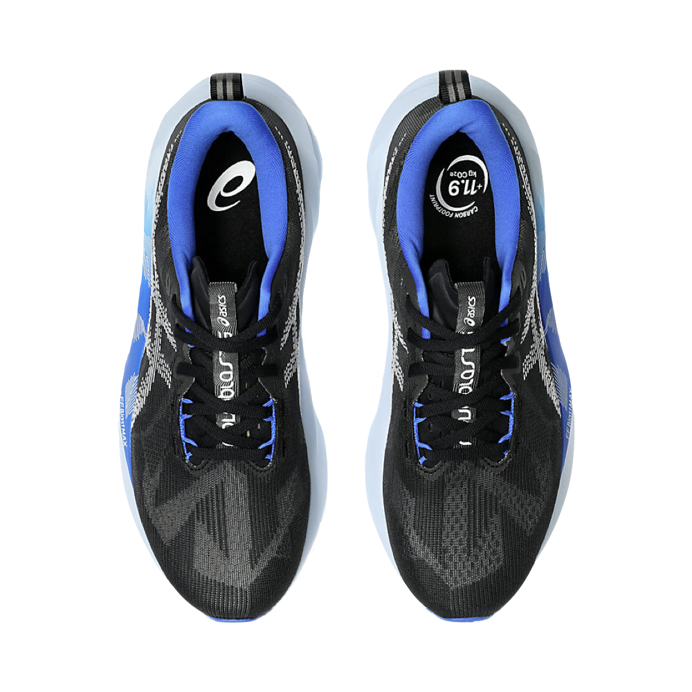 Top-down view of Asics Novablast 5 Sneaker for men.
