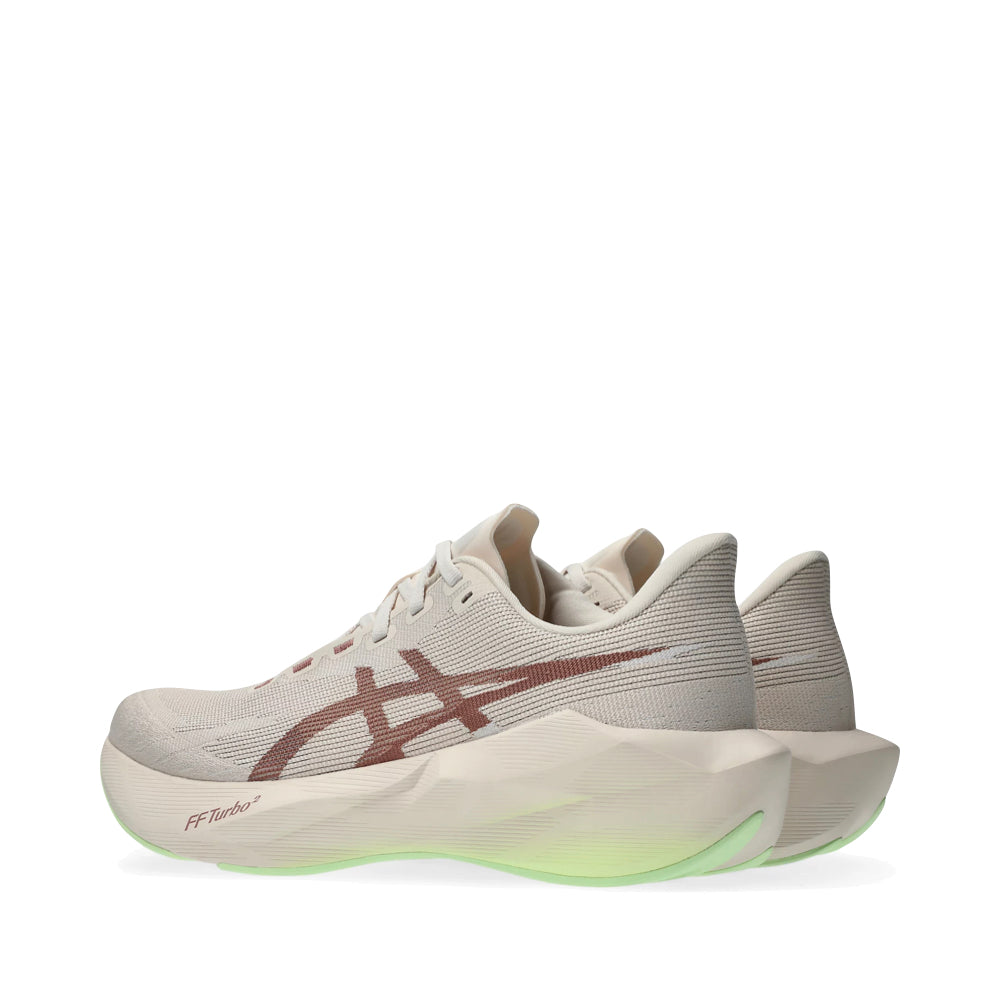 Heel view of Asics Novablast 6 Sneaker for men.