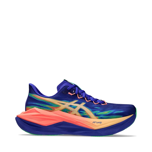 Side (right) view of Asics Superblast 3 Sneaker for unisex.