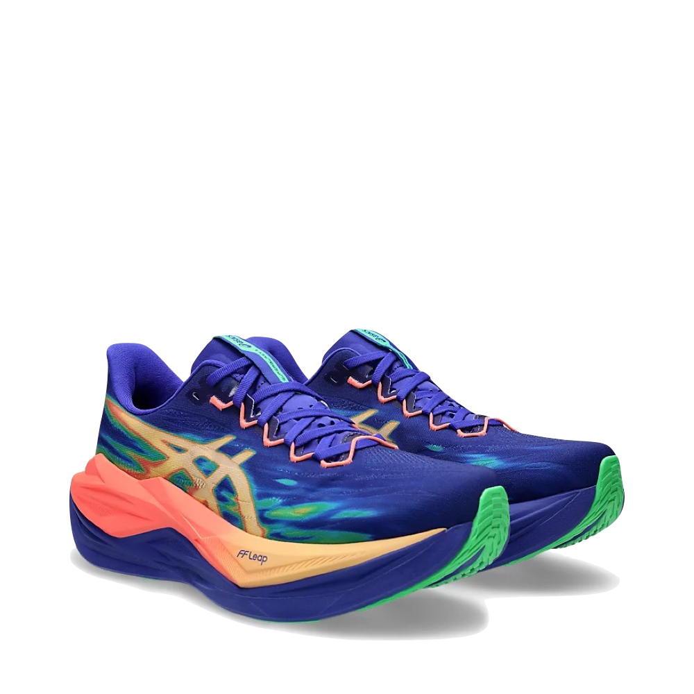 Mudguard and Toe view of Asics Superblast 3 Sneaker for unisex.