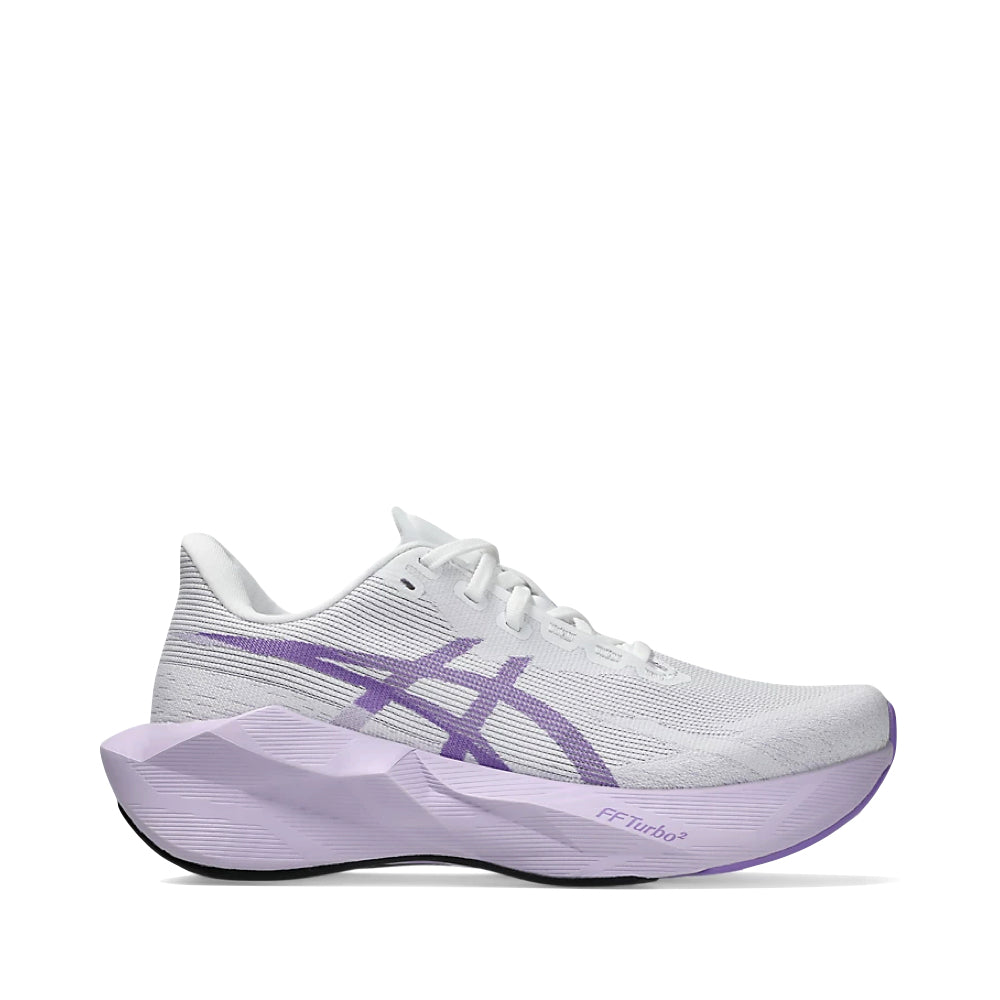 Side (right) view of Asics Novablast 6 Sneaker for women.