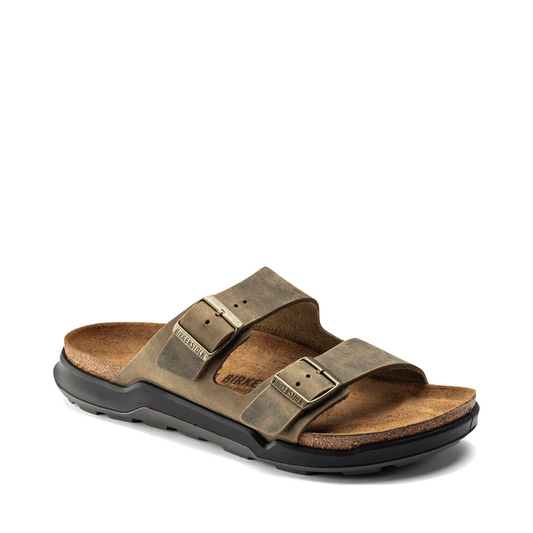 Toe view of Birkenstock Arizona Rugged Leather Slide Sandal for men.