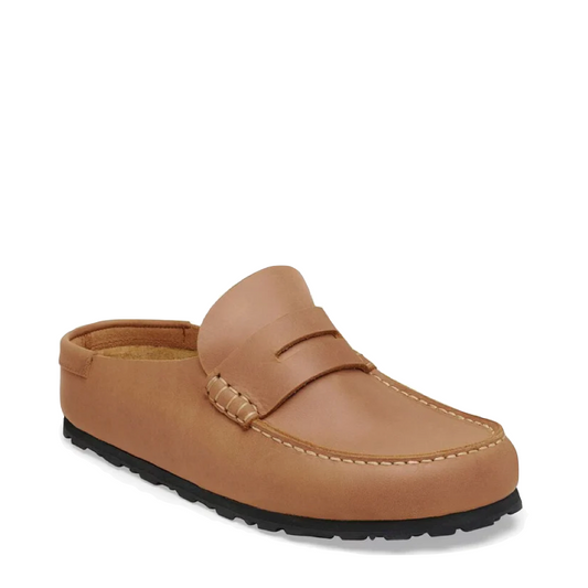 Toe view of Birkenstock Naples 2.0 Wrapped Oiled Leather Clog for women.