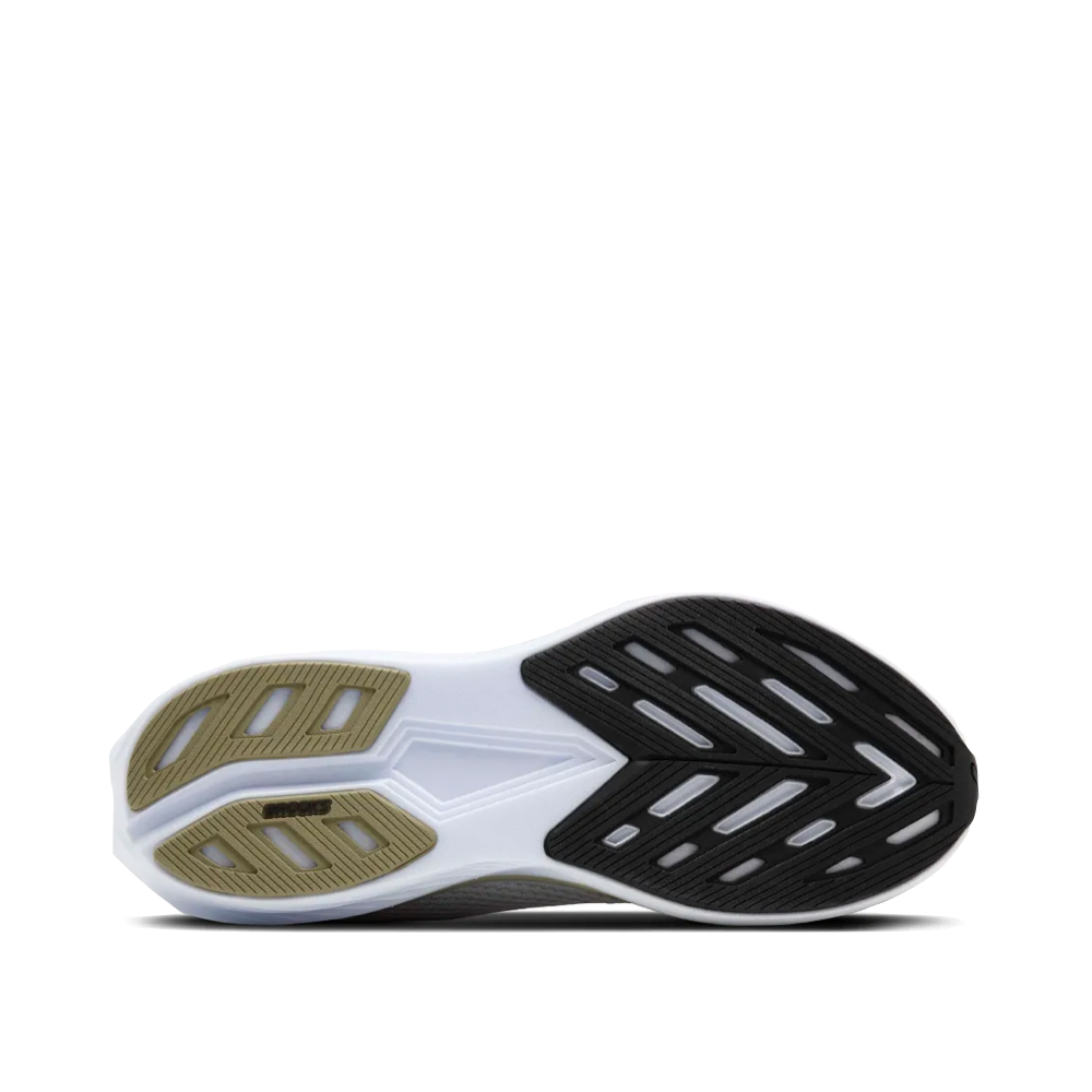 Bottom view of Brooks Hyperion 3 Sneaker for men.