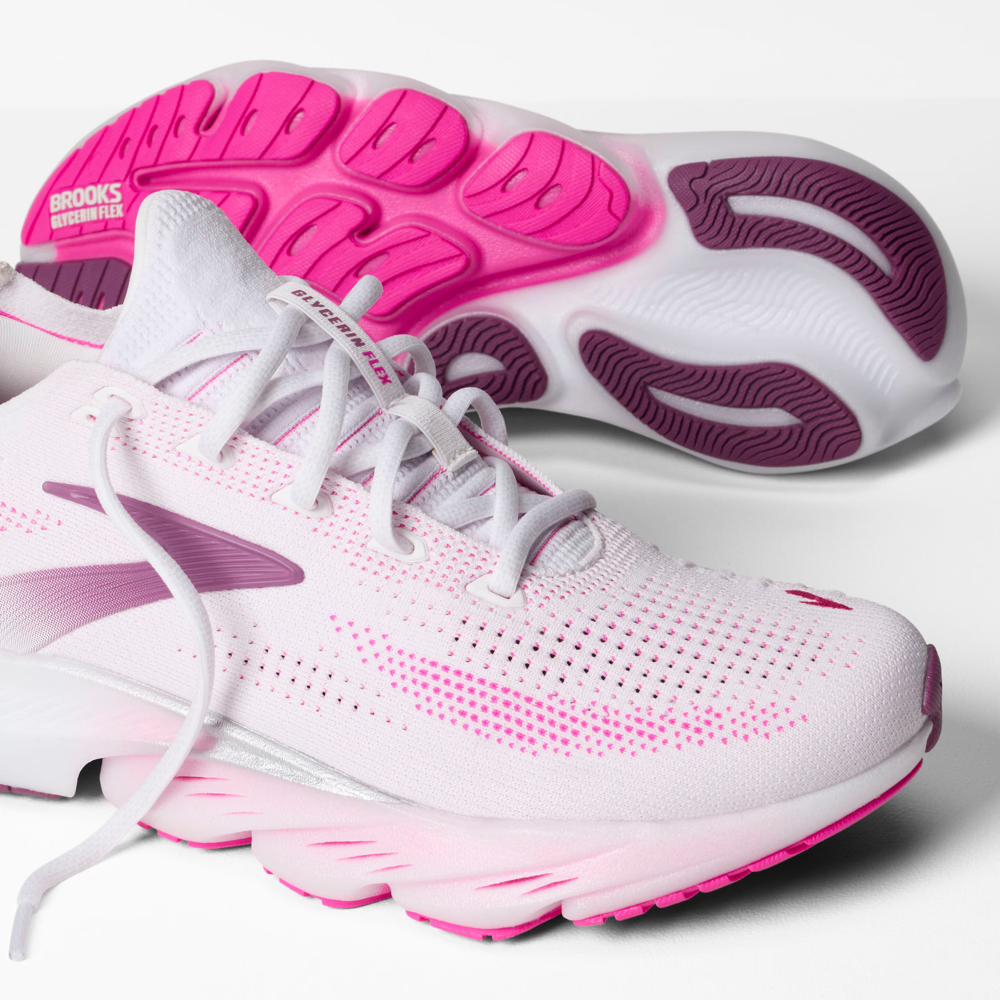 Detail view of Brooks Glycerin Flex Sneaker for women.