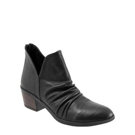 Toe view of Bueno Cori Rouched Leather Dress Boot for women.