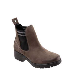Bueno Women's Florida Leather Pull On Heeled Chelsea Boot in Grey Nubuck/Grey Knit