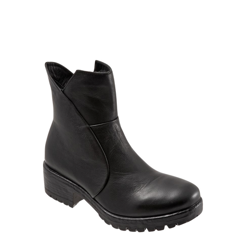 Bueno Women's Forge Leather Side Zip Heeled Boot in Black
