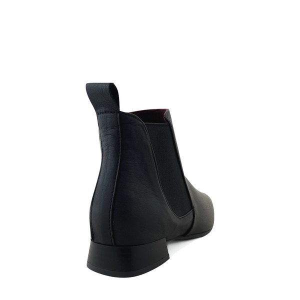 Bueno Women's Millie Heeled Pointy Toe Leather Boot in Black