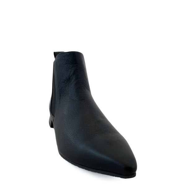 Bueno Women's Millie Heeled Pointy Toe Leather Boot in Black