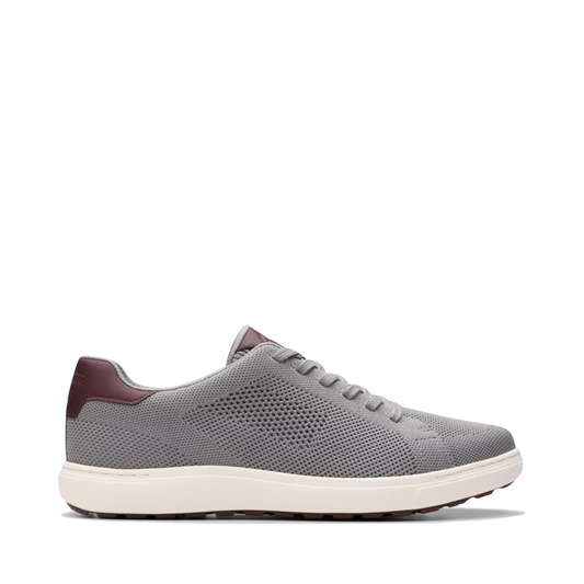 Side (right) view of Clarks Mapstone Lace for men.