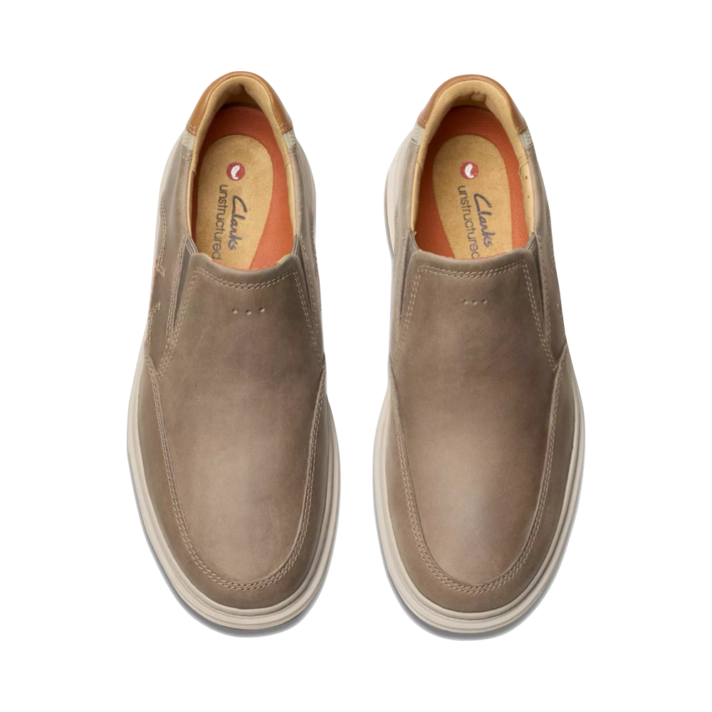 Top-down view of Clarks Un Briley Step Slip On for men.