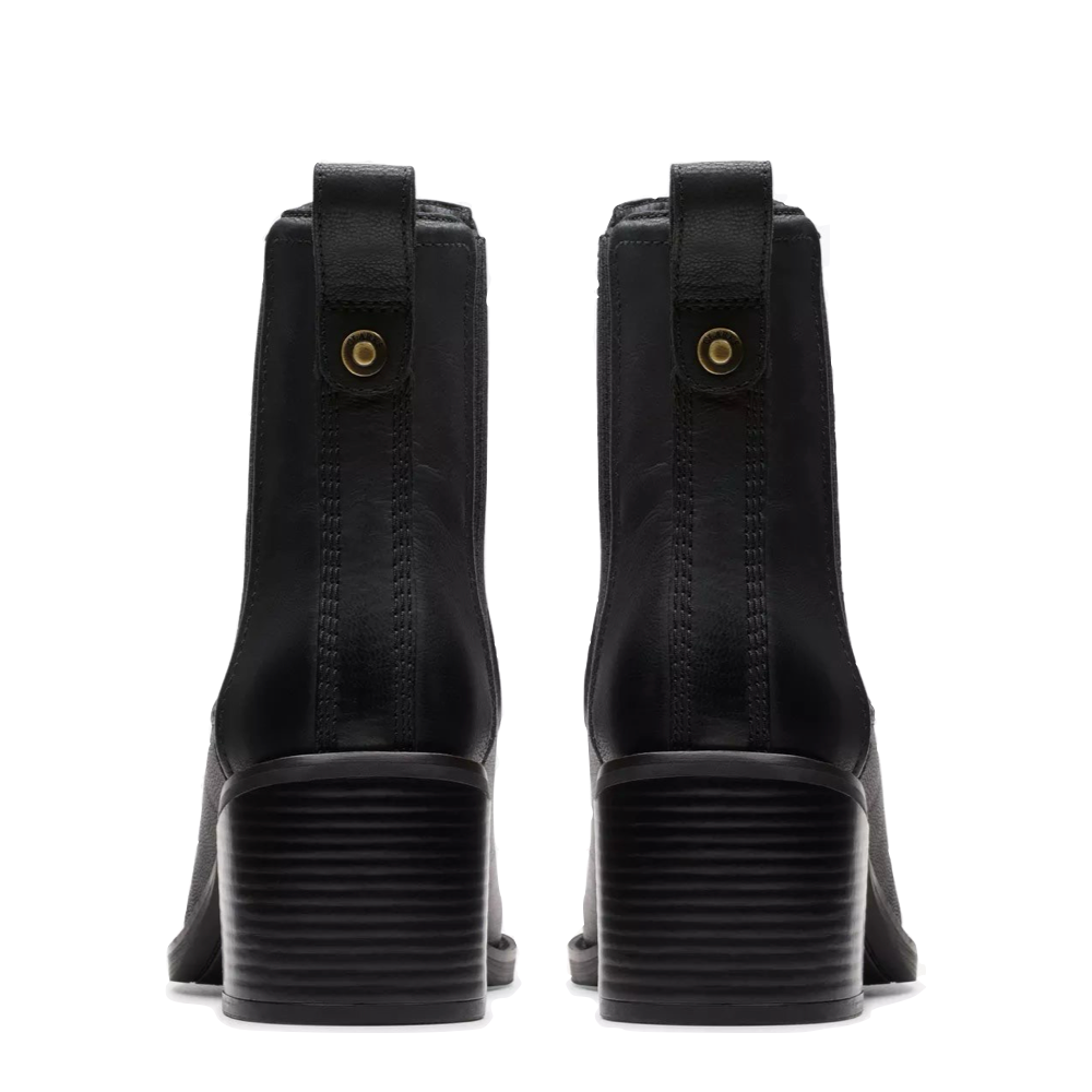 Clarks black leather chelsea boots shop