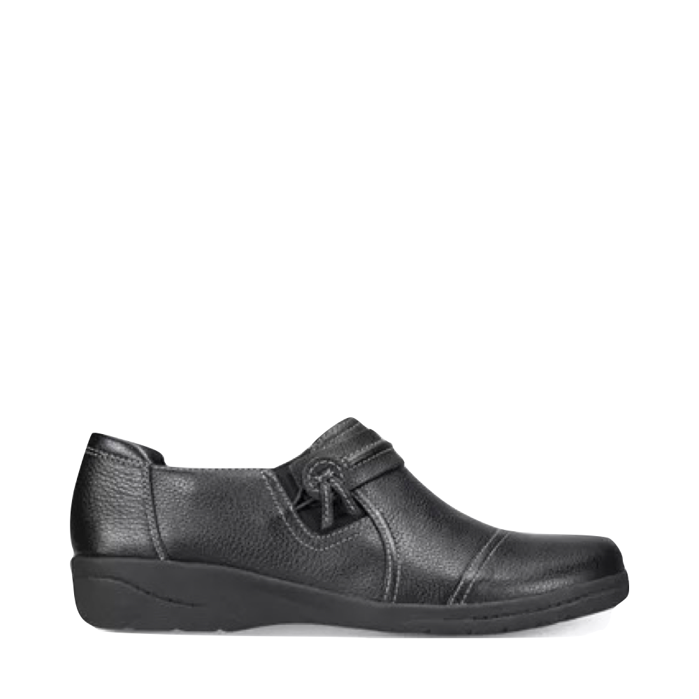Side (right) view of Clarks Cheyn Madi Leather Slip On for women.