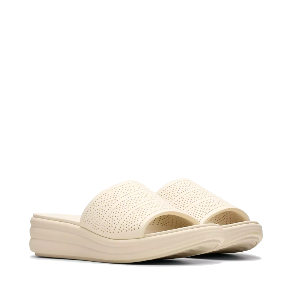 Toe view of Clarks Drift Twist Wedge Flip Sandal for women.