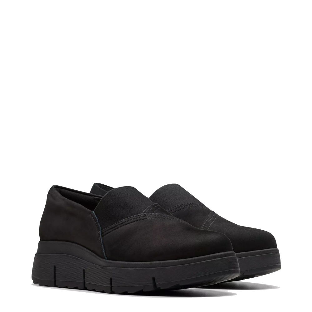 Mudguard and Toe view of Clarks Loriini West Slip On for women.