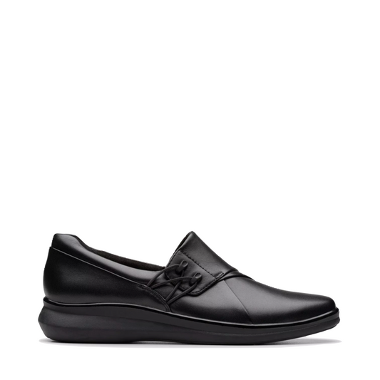 Side (right) view of Clarks Lynell Leather Slip On for women.