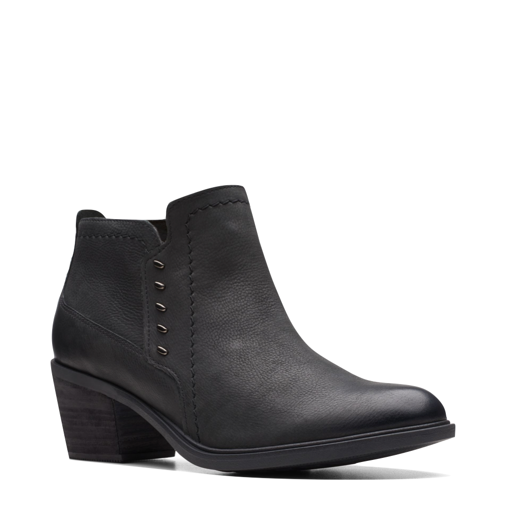 Toe view of Clarks Neva Lo Side Zip Ankle Boot for women.