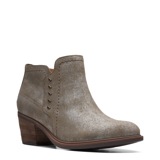 Clarks Women's Neva Lo Side Zip Ankle Boot in Taupe Metallic