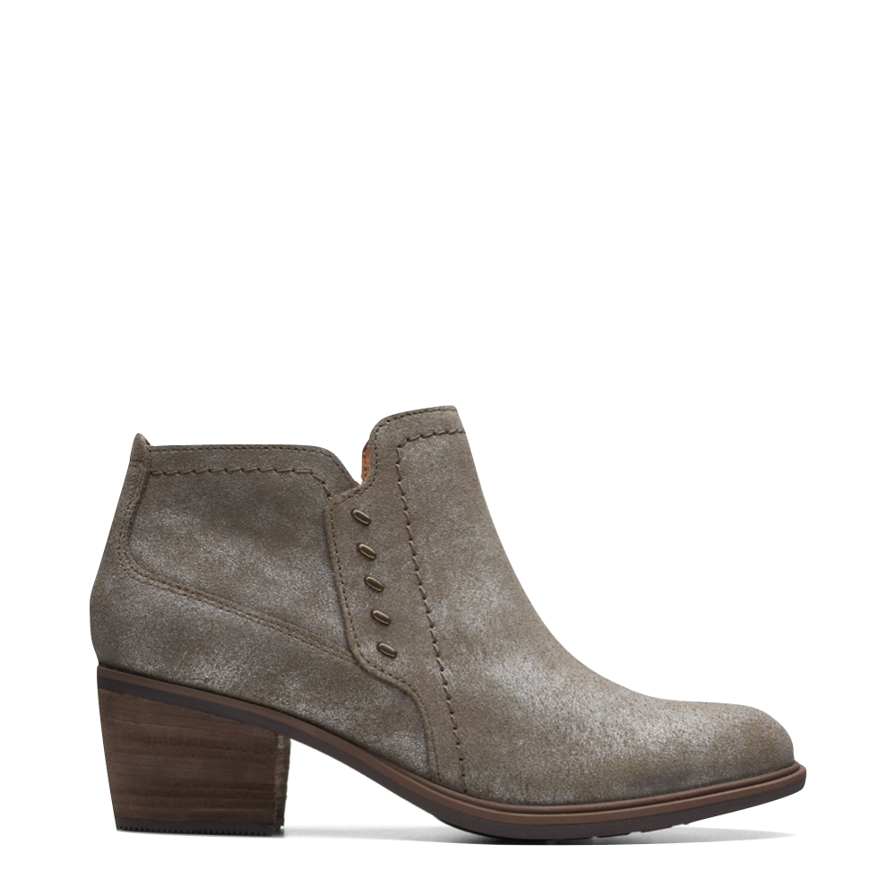 Side (right) view of Clarks Neva Lo Side Zip Ankle Boot for women.