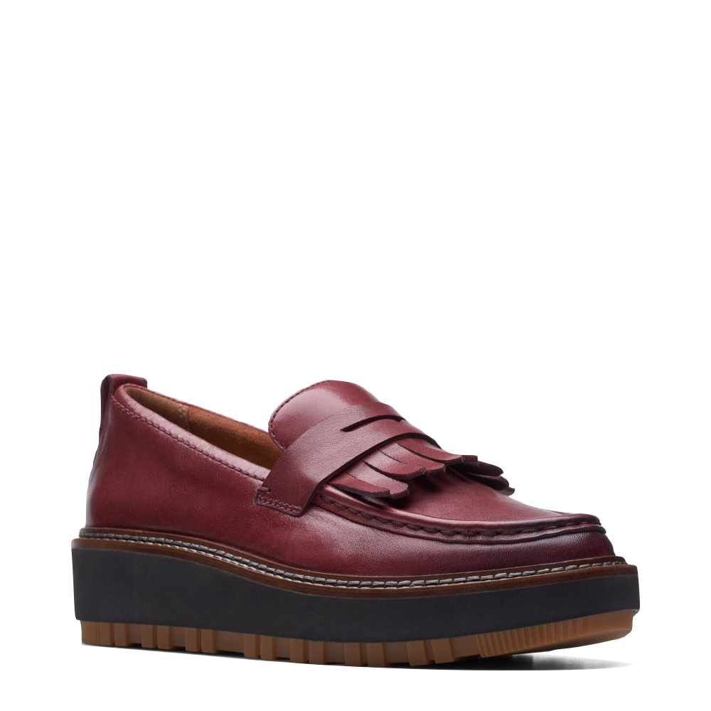 Clarks Women's Orianna Leather Tassle Loafer in Burgundy