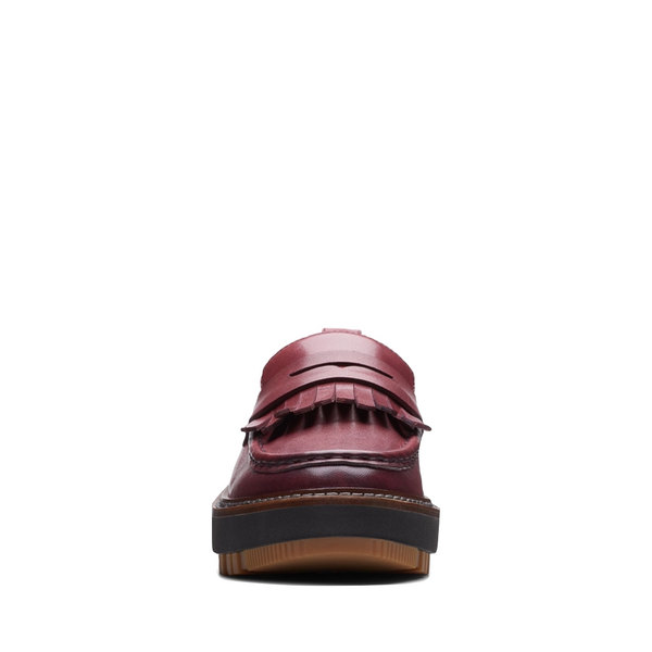Clarks Women's Orianna Leather Tassle Loafer in Burgundy