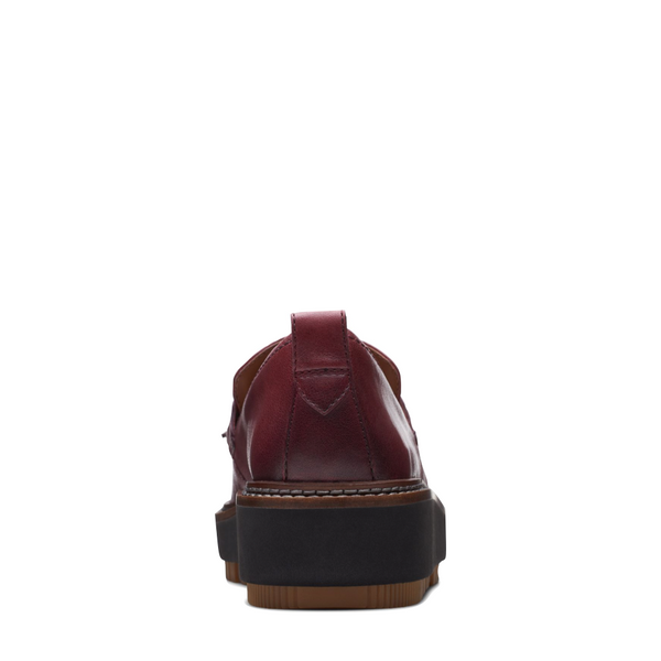 Clarks Women's Orianna Leather Tassle Loafer in Burgundy