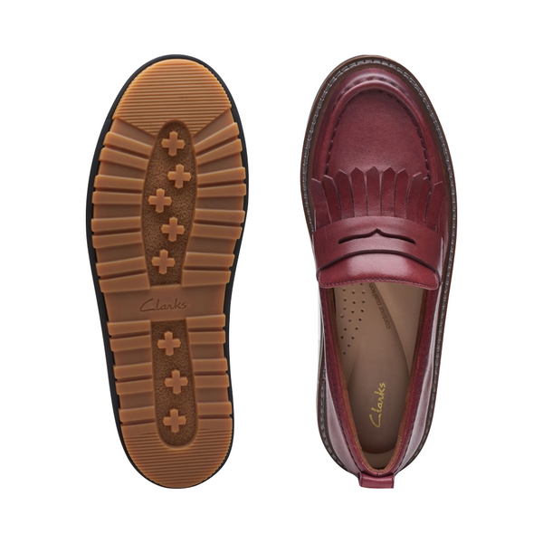Clarks Women's Orianna Leather Tassle Loafer in Burgundy