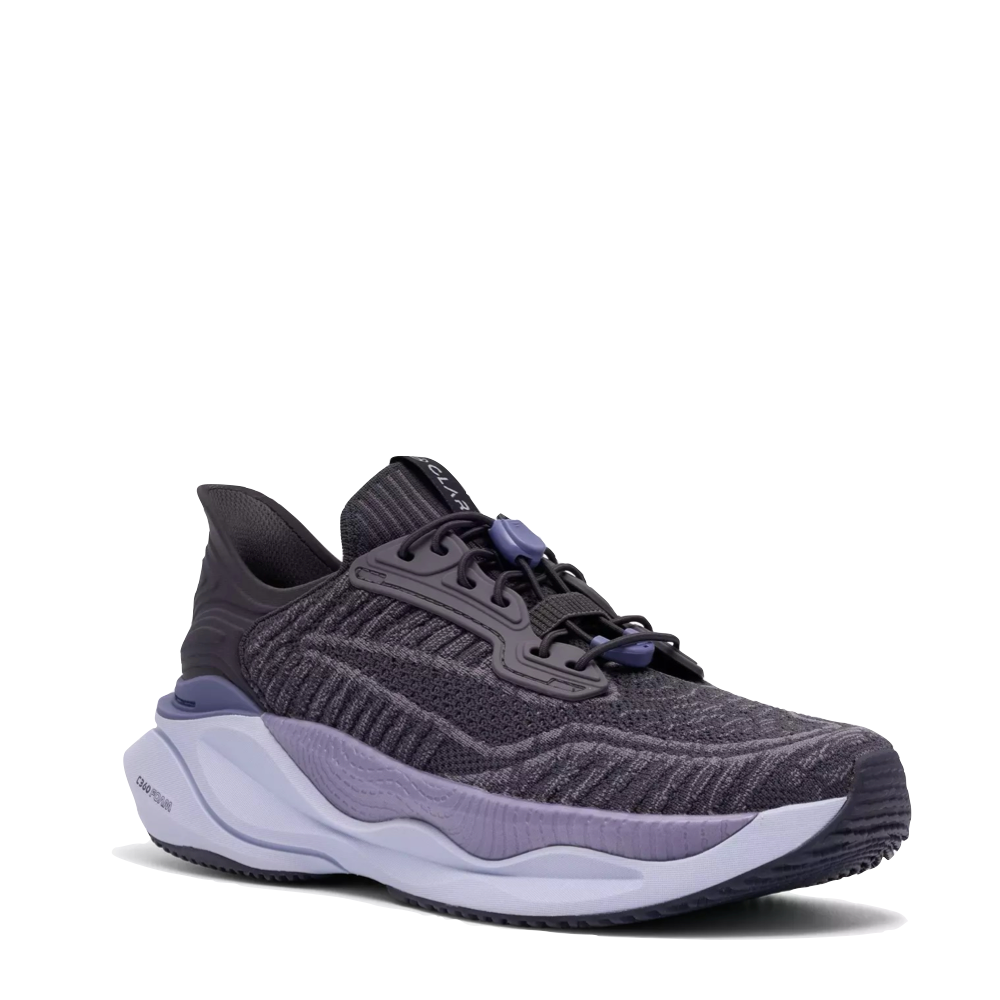 Mudguard and Toe view of Clarks Pace Rise Sneaker for women.