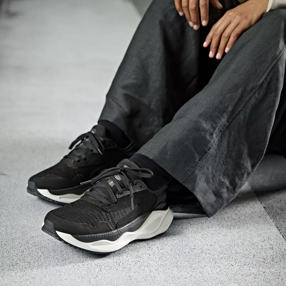 Model view of Clarks Pace Sneaker for women.