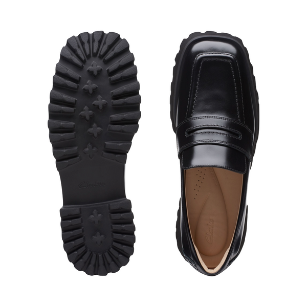 Clarks Women's Stayso Edge Leather Penny Loafer in Black