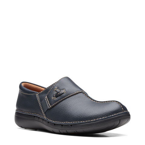 Clarks Women's Un.Loop Ave Smooth Leather Slip On in Navy