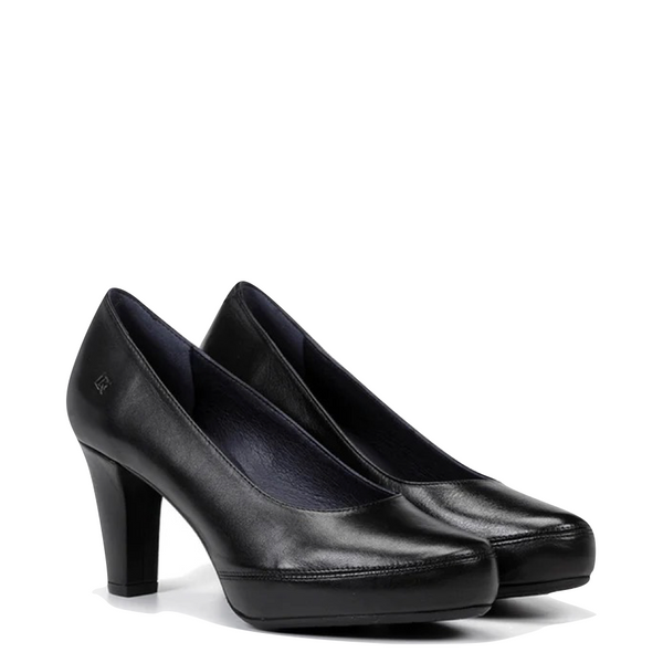 Dorking by Fluchos Women's Blesa Platform Pump in Black