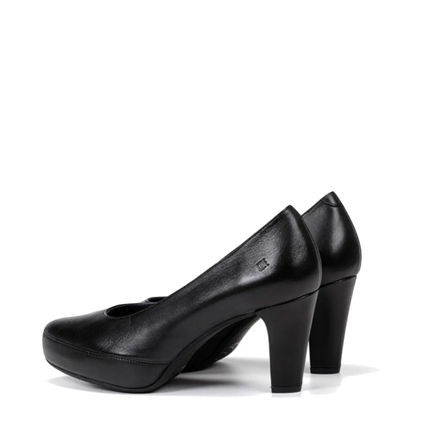 Dorking by Fluchos Women's Blesa Platform Pump in Black