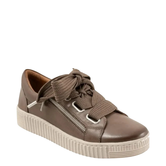 Mudguard and Toe view of EOS Footwear Jovi Leather Side Zip Lace Sneaker for women.