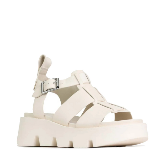Toe view of EOS Kailan Leather Fisherman Platform Sandal for women.