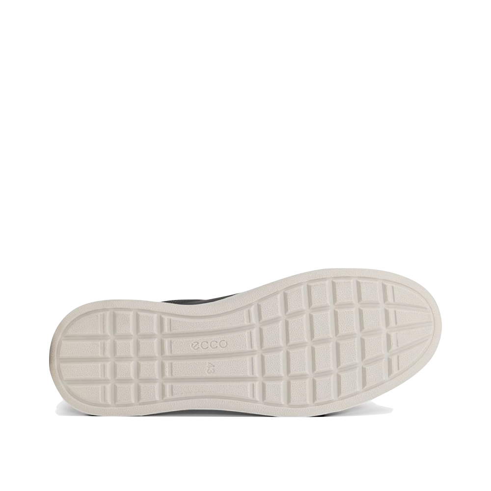 Bottom view of Ecco Move Minimalist Sneaker for men.