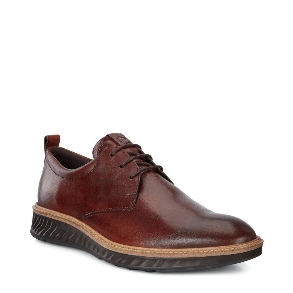 Ecco Men's ST. 1 Hybrid Plain Toe Shoe in Cognac