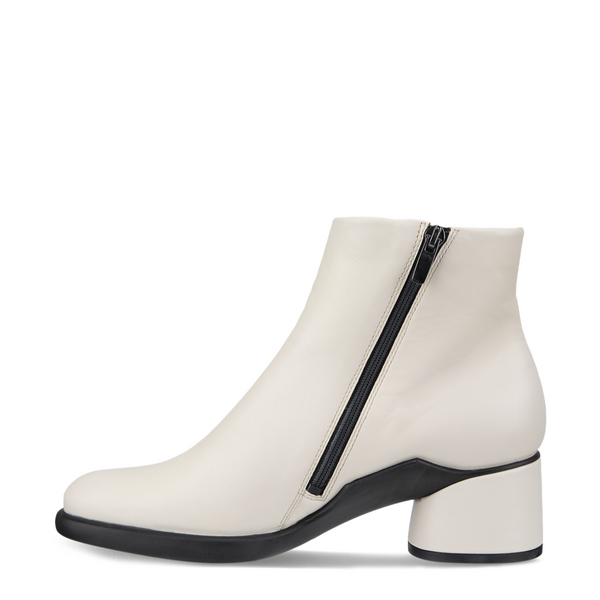 Ecco Women's Sculpted LX 35 Leather Side Zip Ankle Boot (Limestone)