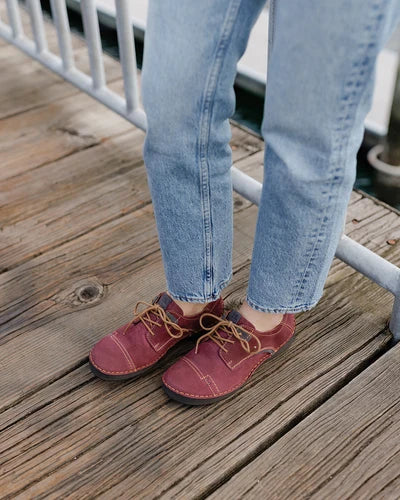Josef Seibel Women's Fergey 41 Tie Shoe in Plum