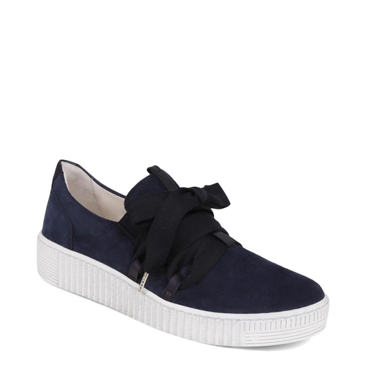 Mudguard and Toe view of Gabor Bow Sneaker for women.