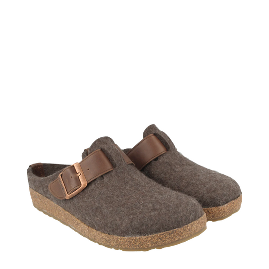 Toe view of Haflinger GZB Buckle Wool Clog for women.