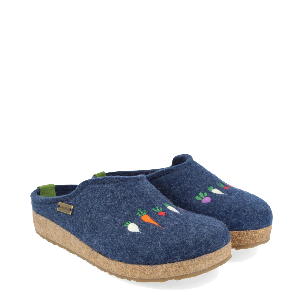 Toe view of Haflinger Roots Wool Clog for women.