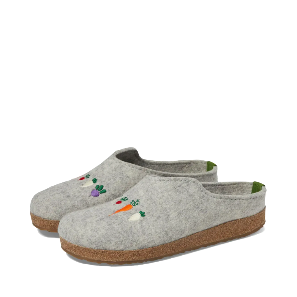 Toe view of Harflinger Roots Wool Clog for women.