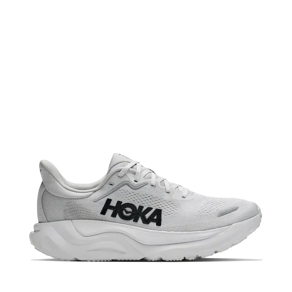 Side (right) view of Hoka Arahi 9 Sneaker for men.