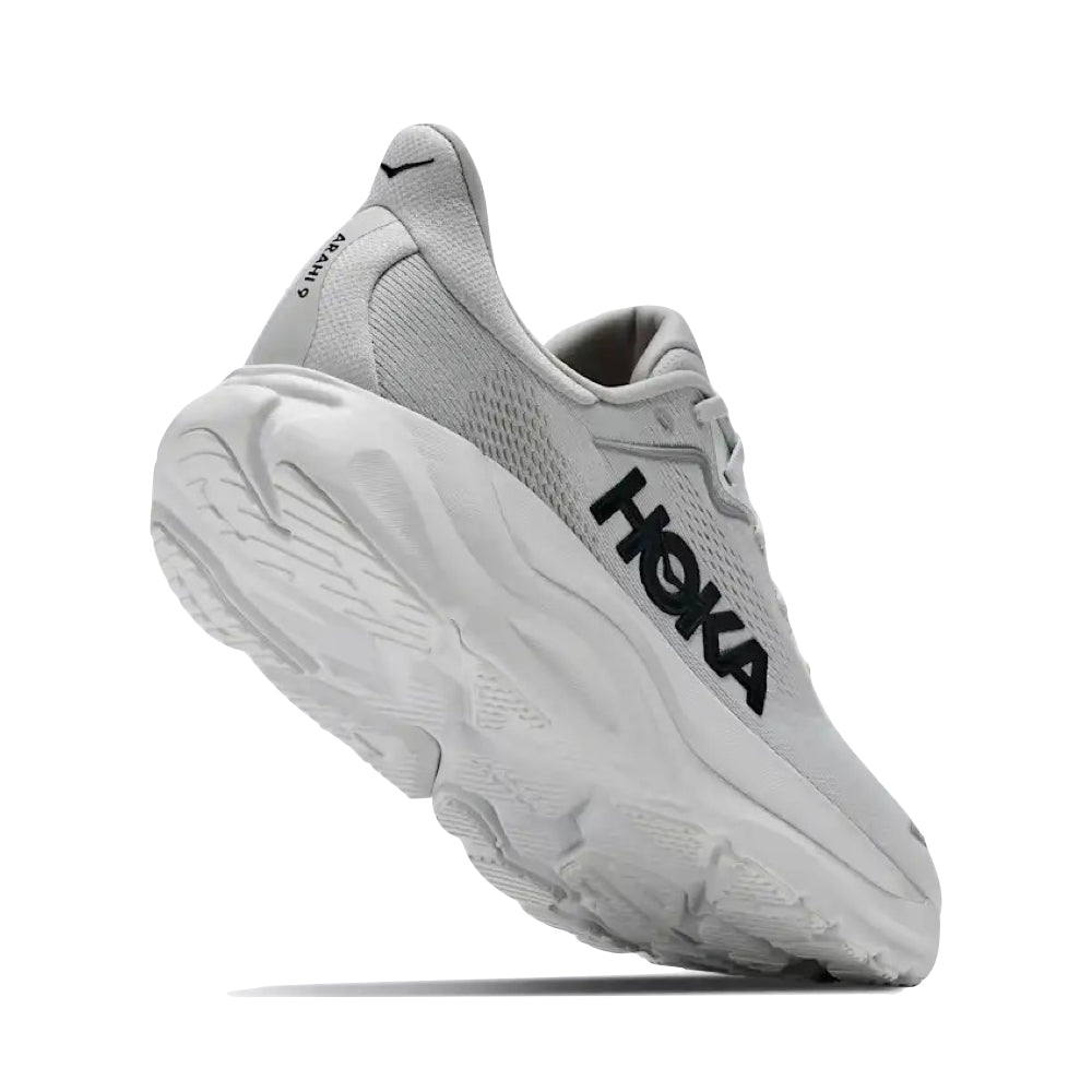 Bottom view of Hoka Arahi 9 Sneaker for men.
